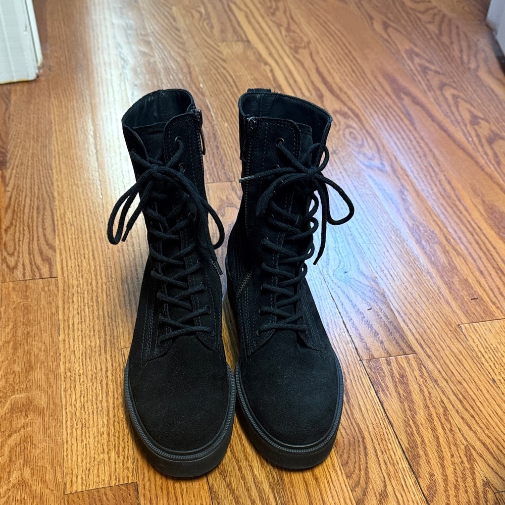 Paul Green Black Suede lug Sole Boots